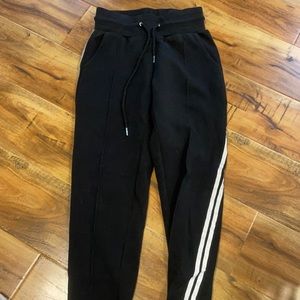 Buff bunny collection bomber joggers
